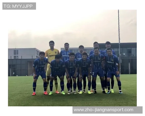 苏宁足球队迎战泰州远大全力争胜展现实力与团队精神